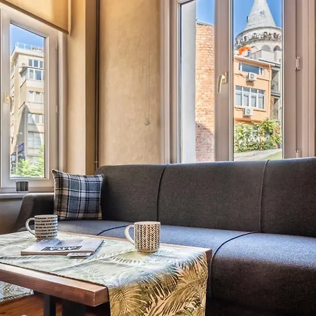 Classic Historical Galata Isztambul