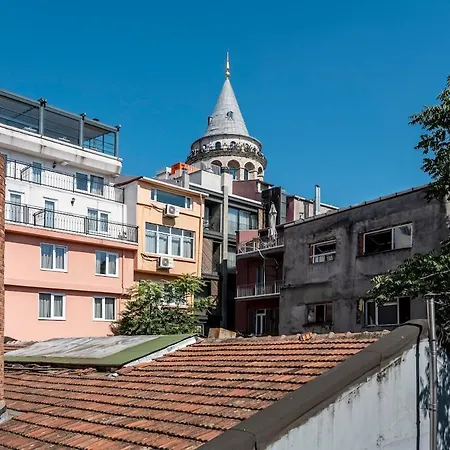 Classic Historical Galata Apartment Istanbul